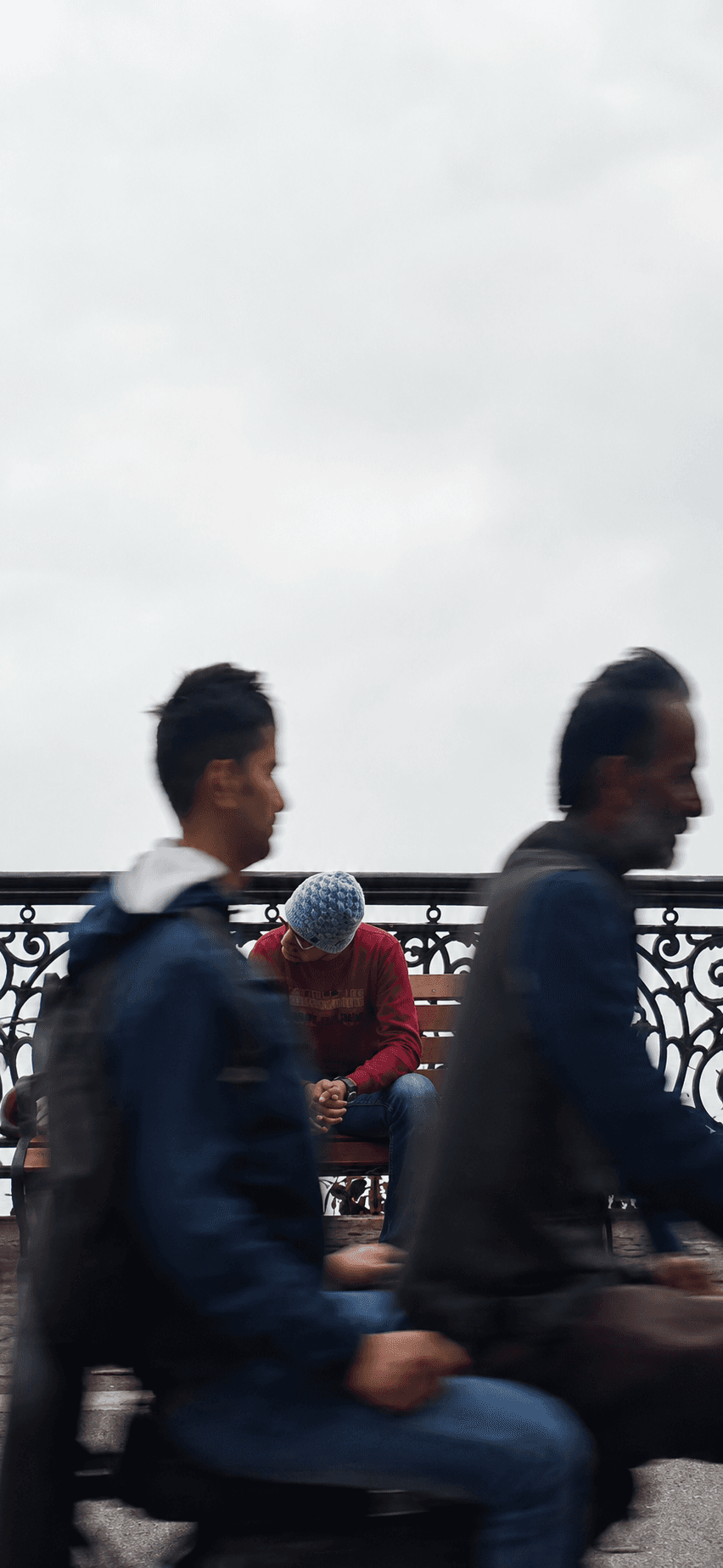 Portrait — street moment